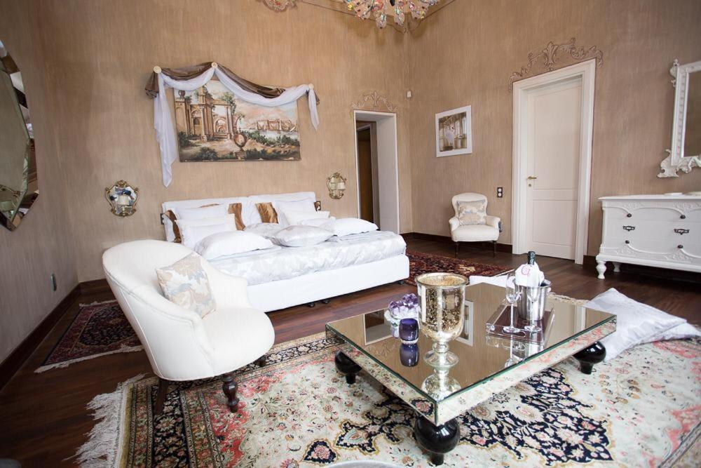 Villa Ghiringhelli Azzate Zewnętrze zdjęcie